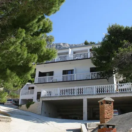 2736c Apartment